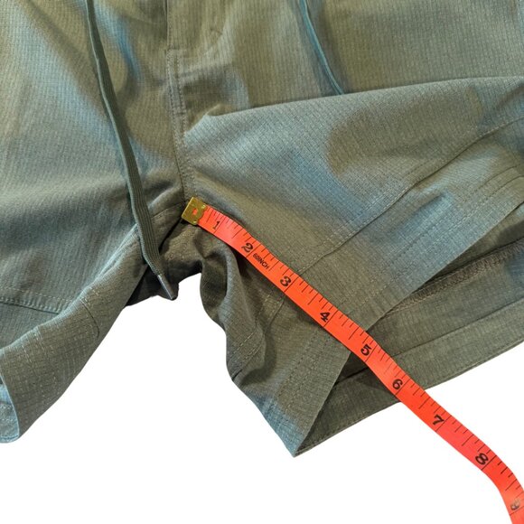 NWOT Prana Women's Active Shorts - Size Medium - Picture 5 of 7